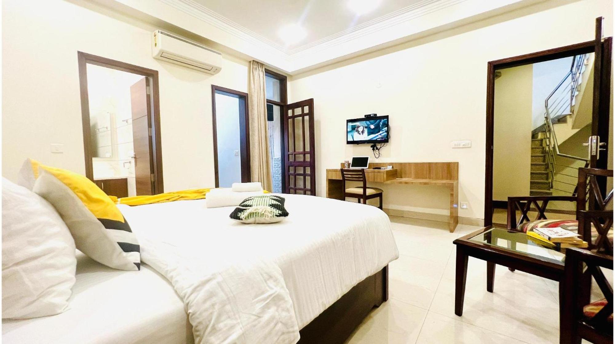 Olive Service Apartments - Golf Course Road Gurgaon Exteriör bild